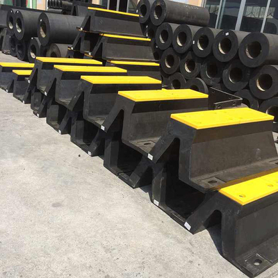 75 Shore A OEM 배용 고무 도크 펜더 타입 V